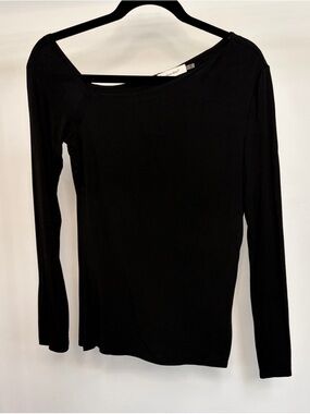 Women's Black Long-Sleeve Off-Shoulder Stretch Tee